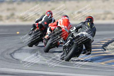 media/Dec-01-2025-Moto Forza (Mon) [[2daa91e15f]]/1-Advanced Group/Session 2 Turn 11 Backside/